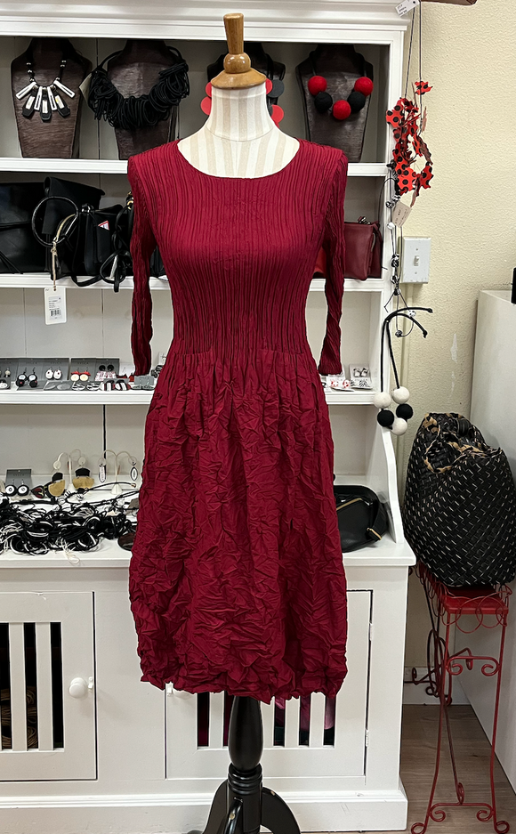 Alquema 3/4 Sleeve Smash Pocket  Dress - RUBY