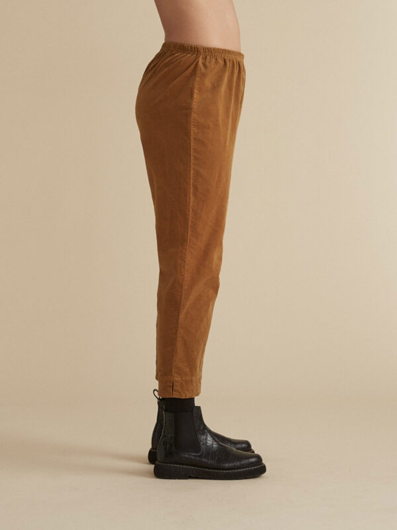 CUT LOOSE - Mini Cord Tapered Crop Pant - 0032734
