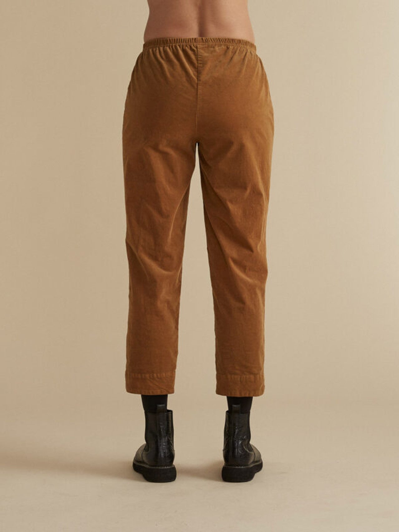 CUT LOOSE - Mini Cord Tapered Crop Pant - 0032734