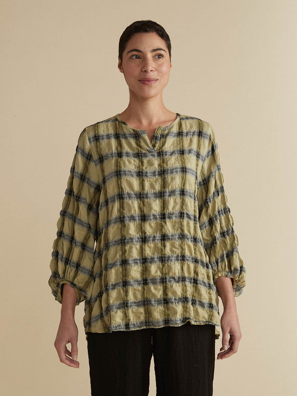 CUT LOOSE - Crinkle Plaid Balloon Sleeve Top - 0386102