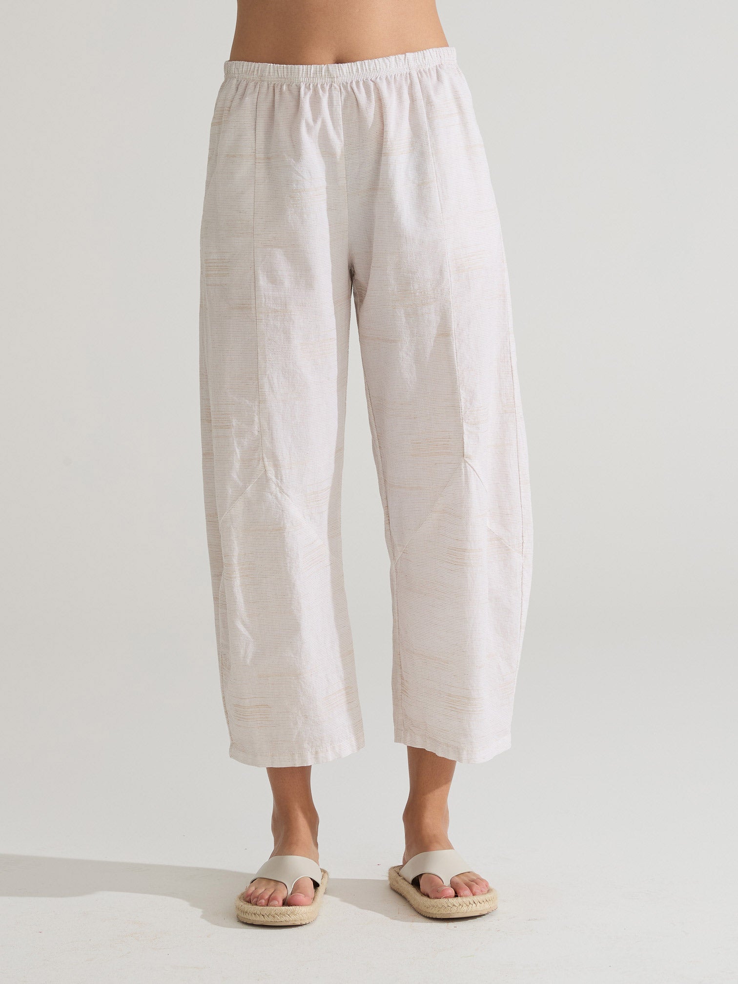 CUT LOOSE - Texture Mini Stripe Barrel Crop Pants - 0422431