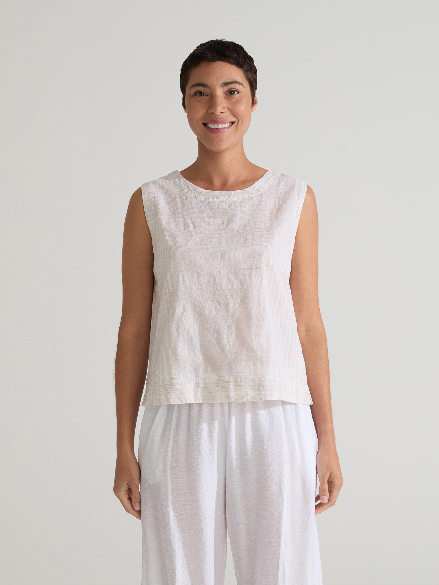 CUT LOOSE - Texture Mini Stripe Shell w/ Wide Facing Top - 0425331