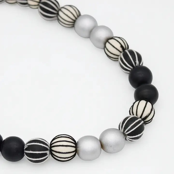 SYLCA Threaded Art Deco Necklace - SD26N34 - BLACK/CREAM