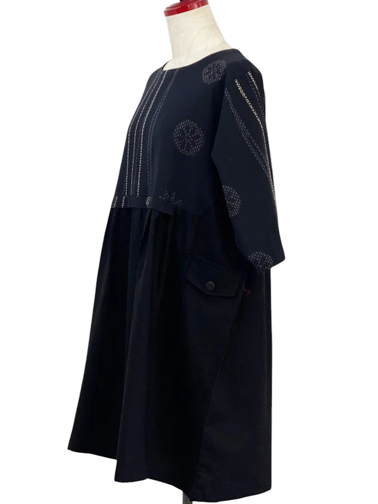 MONA LISA by Pure Fit - 253358-BK/BK - Panel Pleated Tunic - Solid/Multi Textile Line Print - Black/Black (A1)