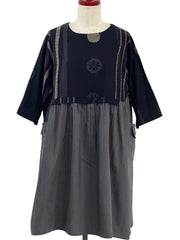 MONA LISA by Pure Fit - 253358-BK/GR - Panel Pleated Tunic - Solid/Multi Textile Line Print - Black/Grey (A2)