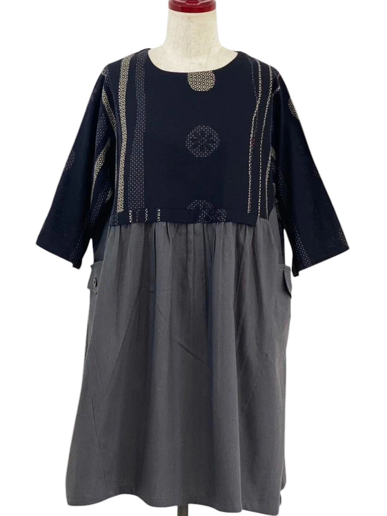 MONA LISA by Pure Fit - 253358-BK/GR - Panel Pleated Tunic - Solid/Multi Textile Line Print - Black/Grey (A2)
