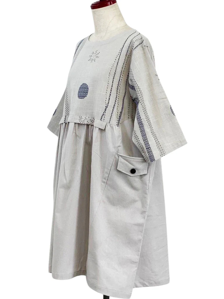 MONA LISA by Pure Fit - 253358-LG- Panel Pleated Tunic - Solid/Multi Textile Line Print - Light Grey (B)