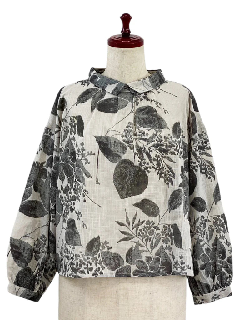 MONA LISA by Pure Fit - 263274-LG - Back Button Crop Top - Botanical Print - Light Grey (B)