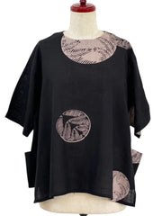 MONA LISA by Pure Fit - 263405-BK - Hi-Lo Pocket Pullover - Fern Circle Print - Black (A)
