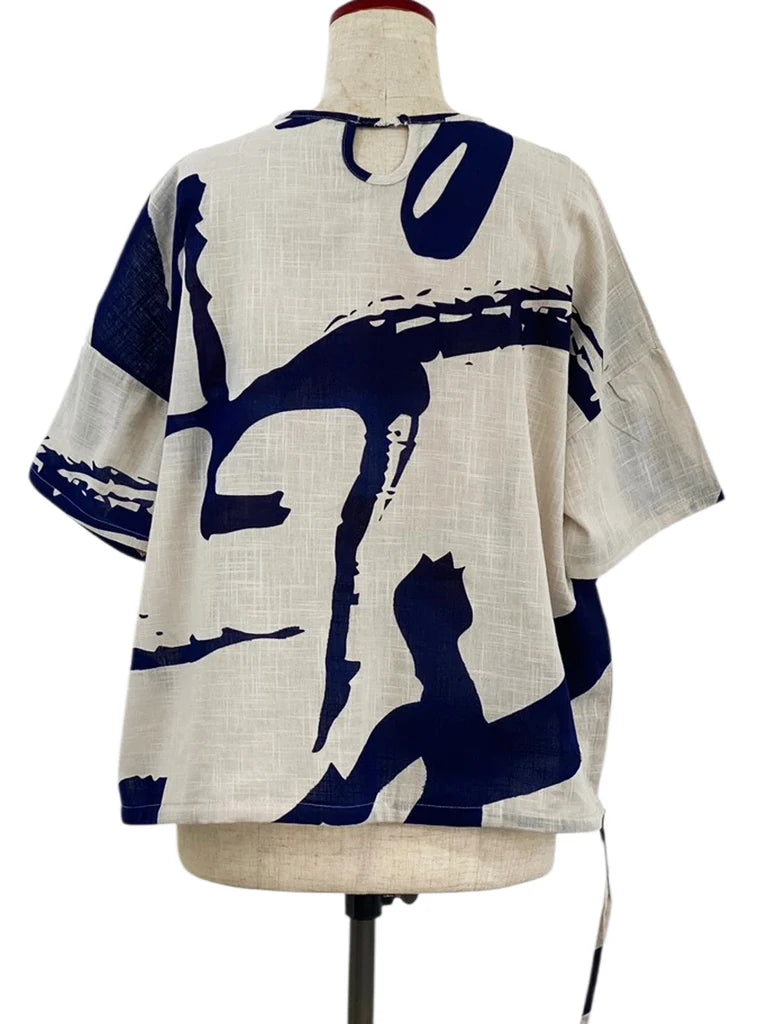 MONA LISA by Pure Fit - Asymmetrical Pullover - Calligraphy Print - 263433-LG - LIGHT GREY (B)