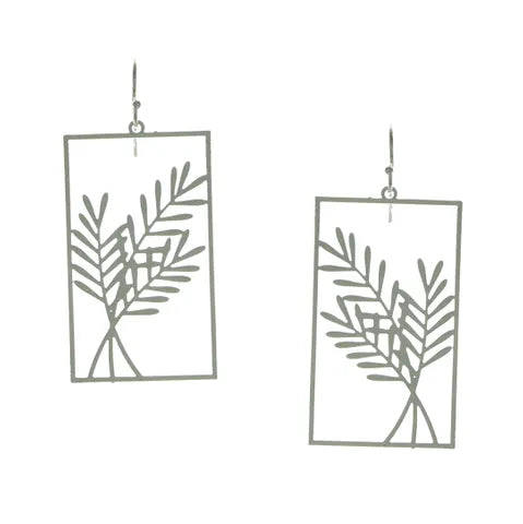 Takobia Square Trees ER - 2692