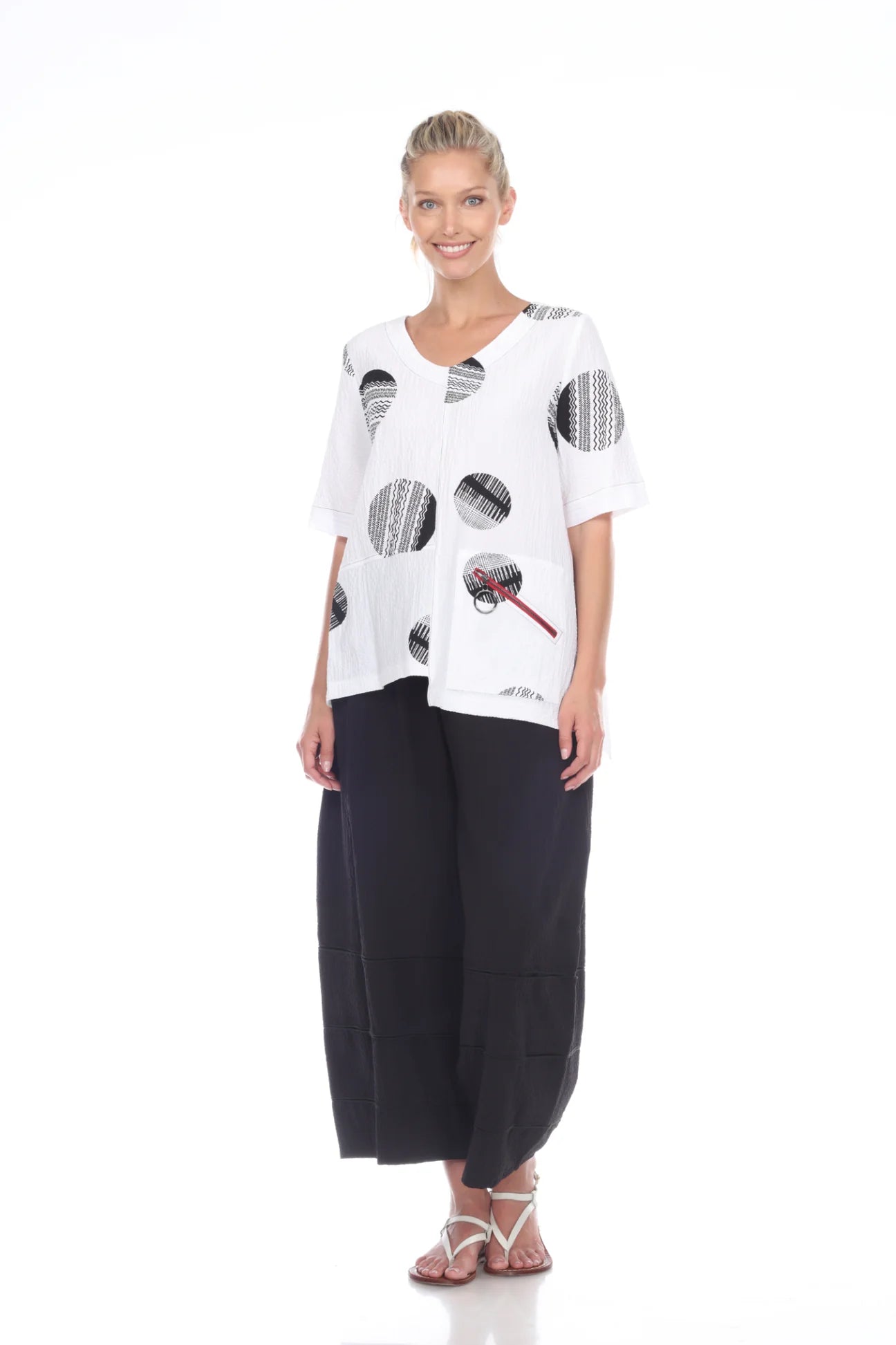 MOONLIGHT Abstract Circle Artsy V-Neck Tunic  - 3027 - WHITE/BLACK