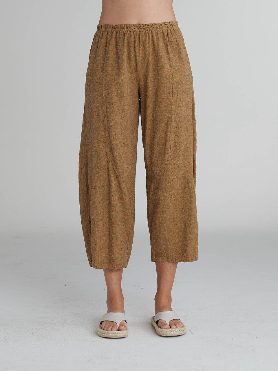 CUT LOOSE - Crosshatch Barrel Crop - 4192431