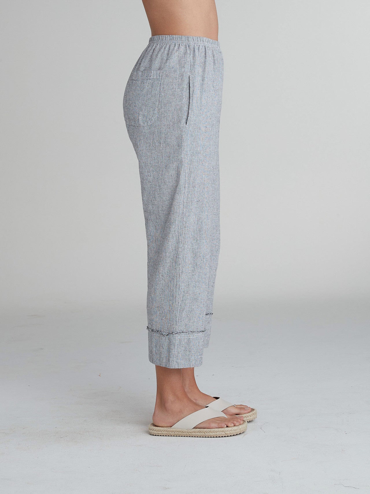 CUT LOOSE - Crosshatch Frayed Cuff Pant - 4192747