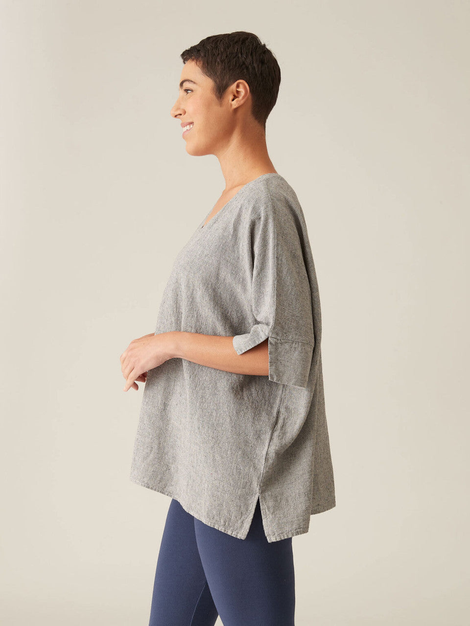 CUT LOOSE - Crosshatch One-Size V-Neck Top - 4196617