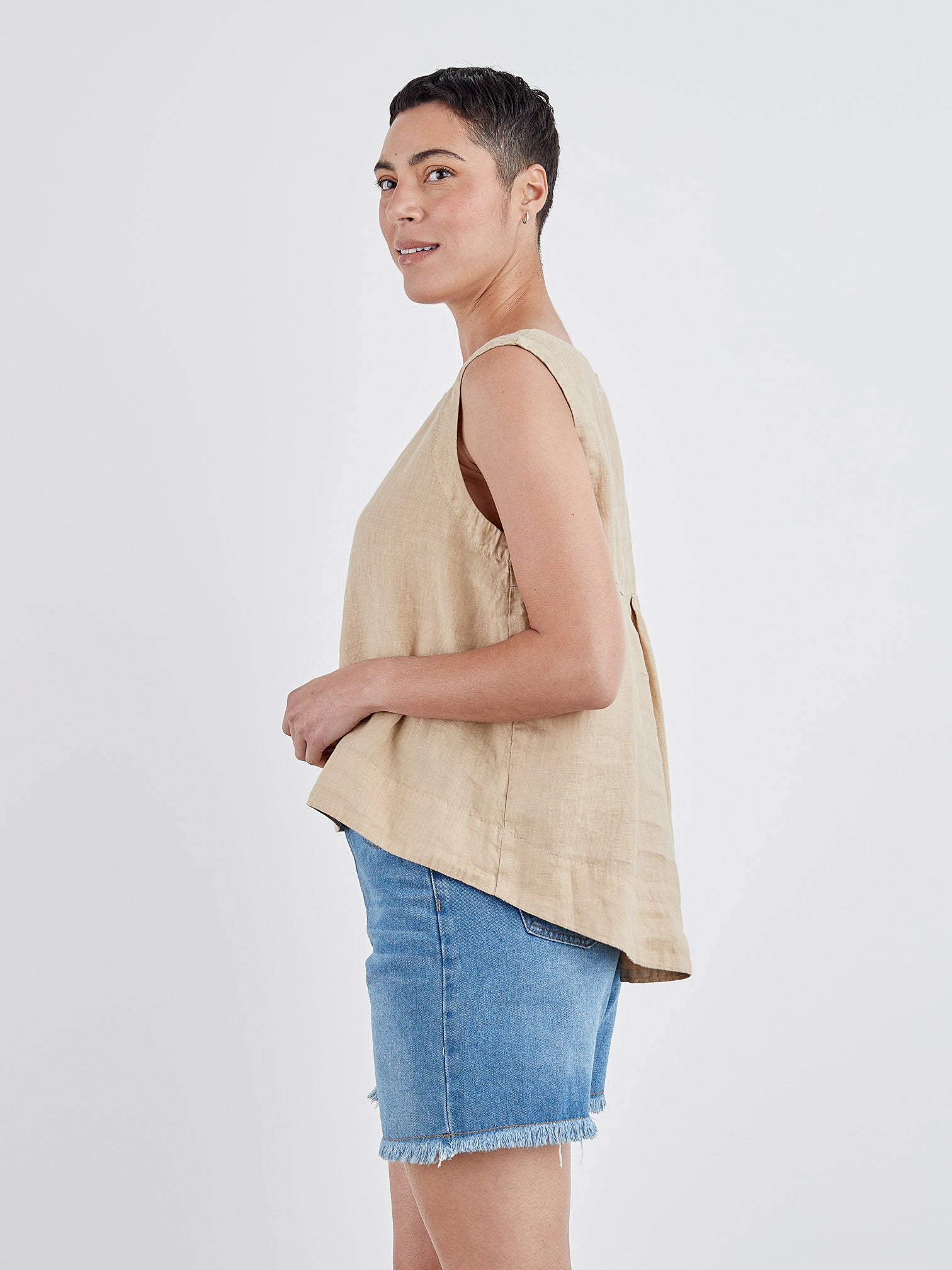 CUT LOOSE - Hanky Linen Hi-Low Tank - 4205717