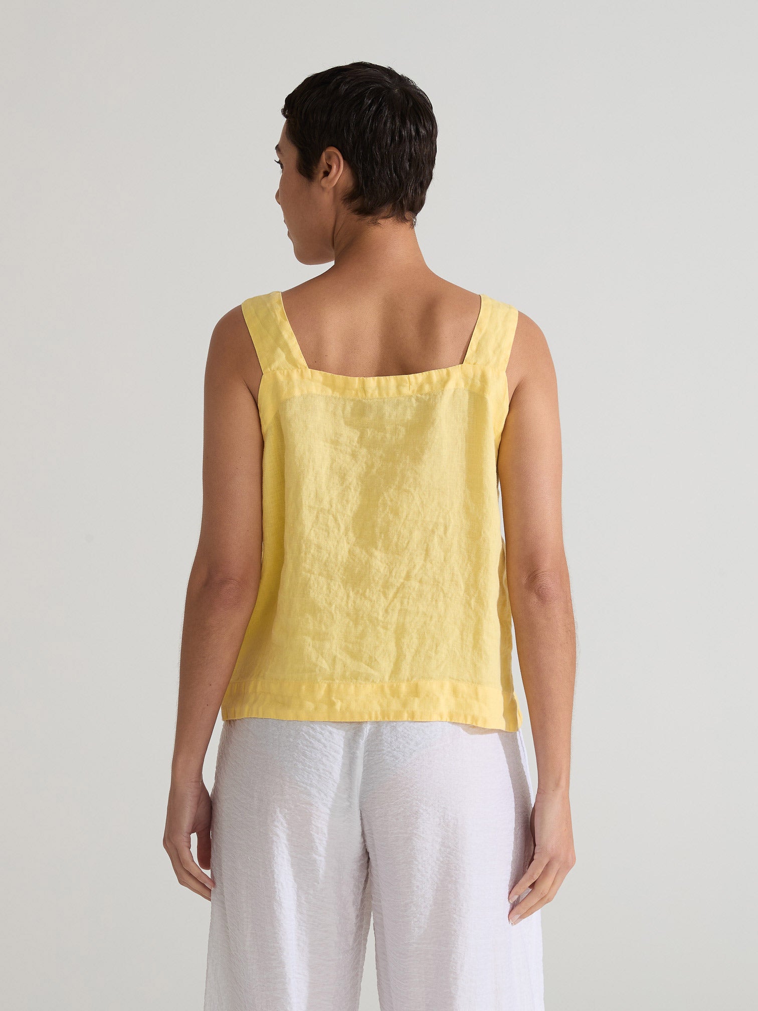 CUT LOOSE - Hanky Linen Square Neck Shell - 4205887
