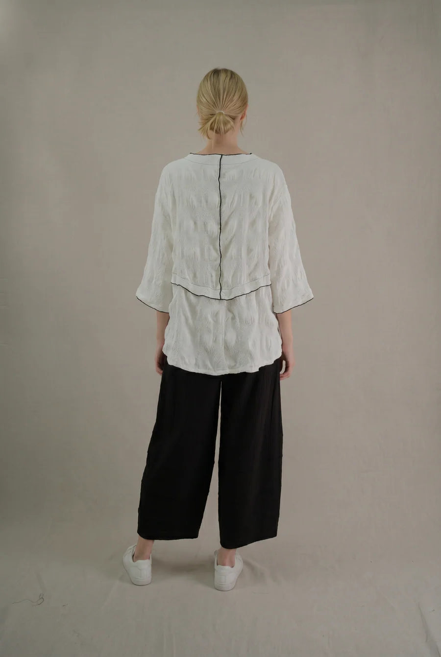 MOONLIGHT White Textured Top w/ Black Hem - 4289