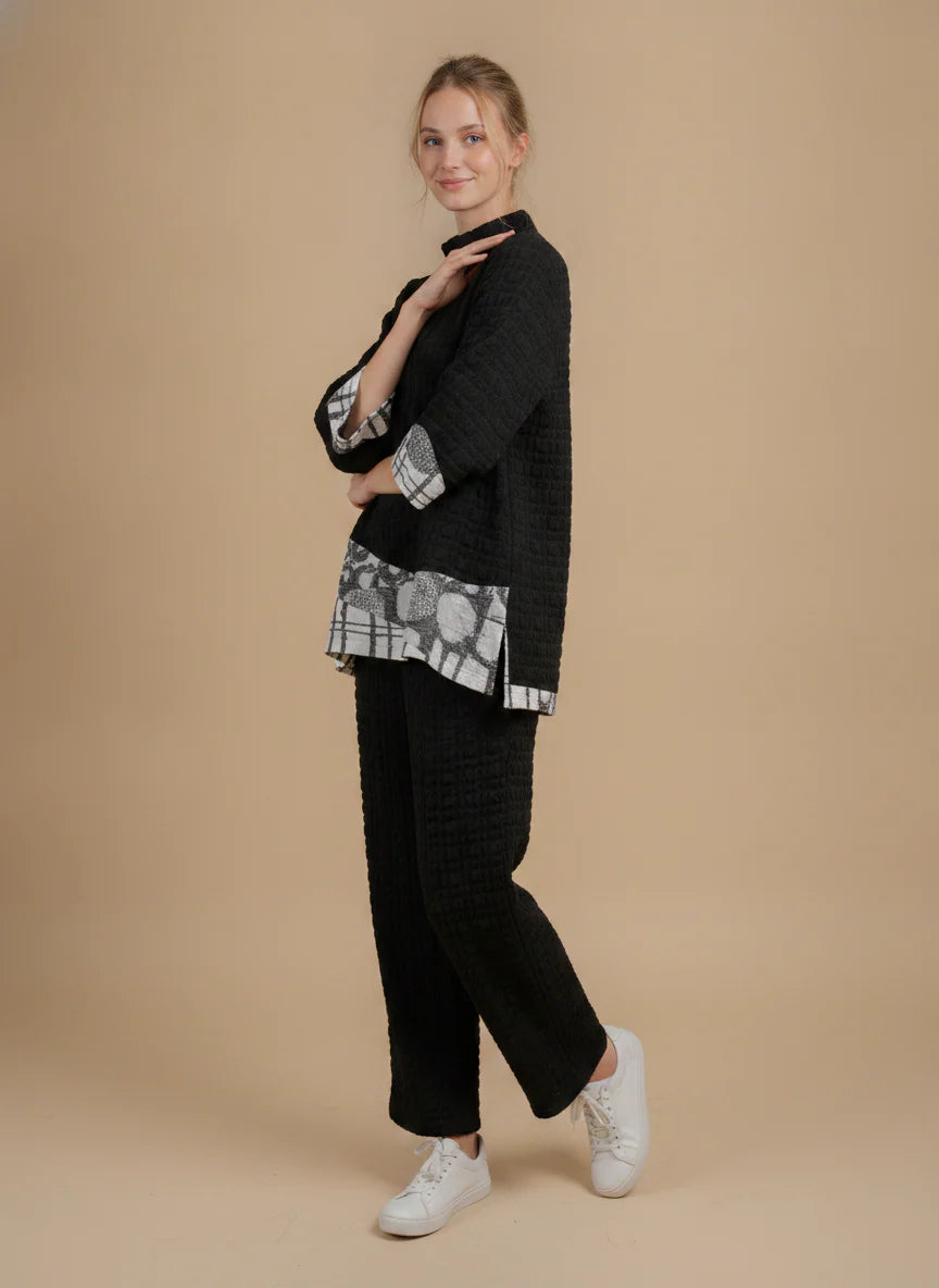 MOONLIGHT Black and Grey 3/4 Sleeve Wide Mock Neck Textured Top - 4302