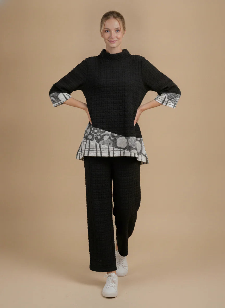 MOONLIGHT Black and Grey 3/4 Sleeve Wide Mock Neck Textured Top - 4302