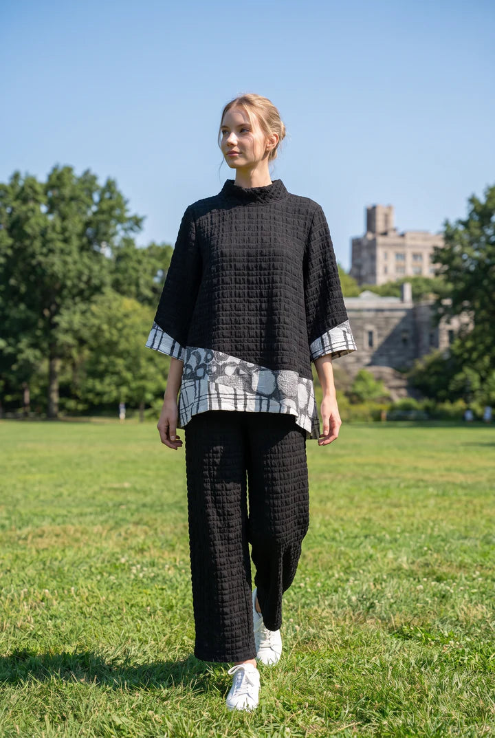 MOONLIGHT Black and Grey 3/4 Sleeve Wide Mock Neck Textured Top - 4302