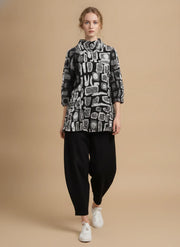 MOONLIGHT Black and Grey Abstract Long Wide Mock Neck Top w/ 3/4 Sleeves - 4313
