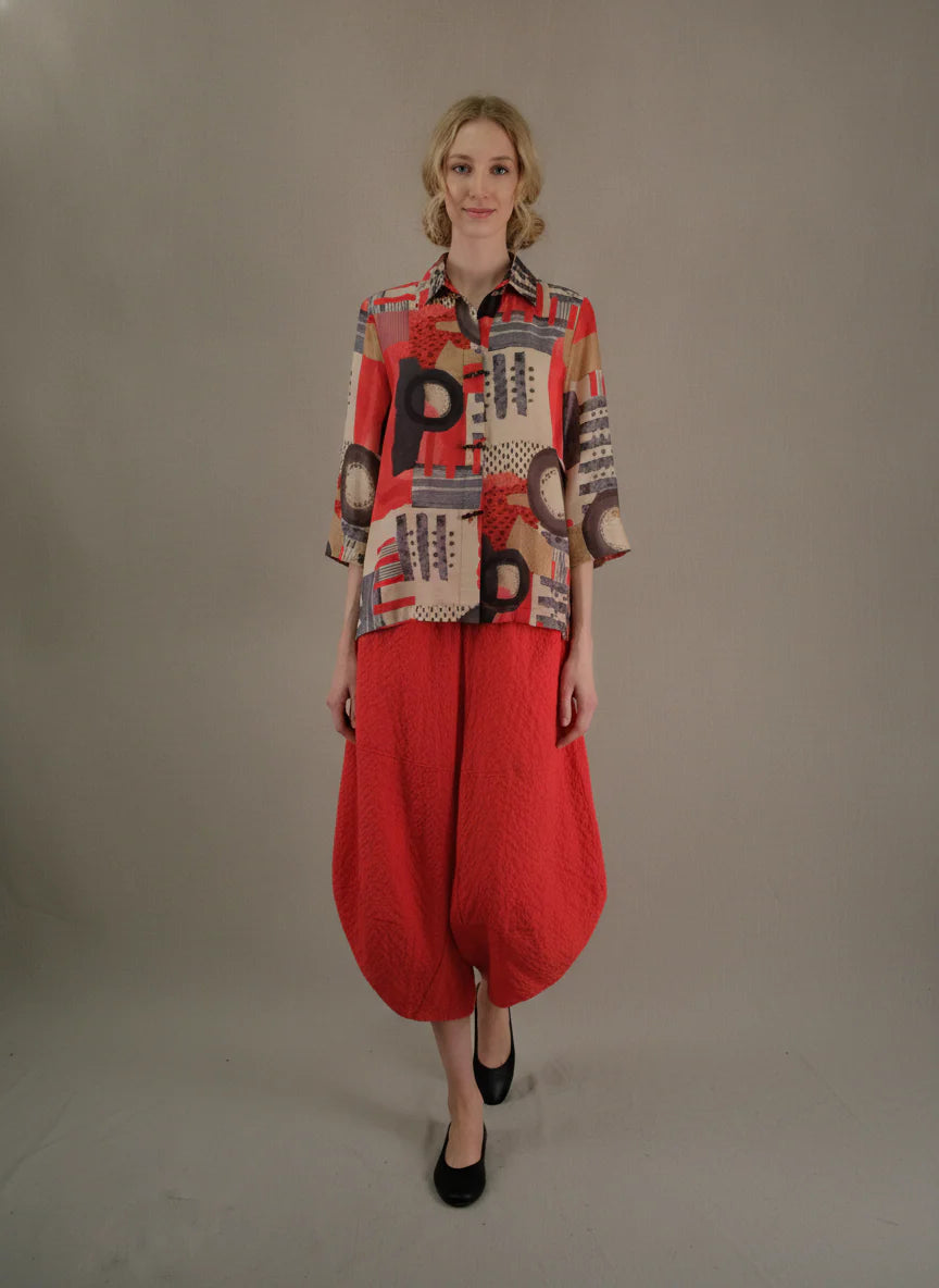 MOONLIGHT Multicolor Abstract Red Button Down Collared Jacket w/ 3/4 Sleeves - 4329