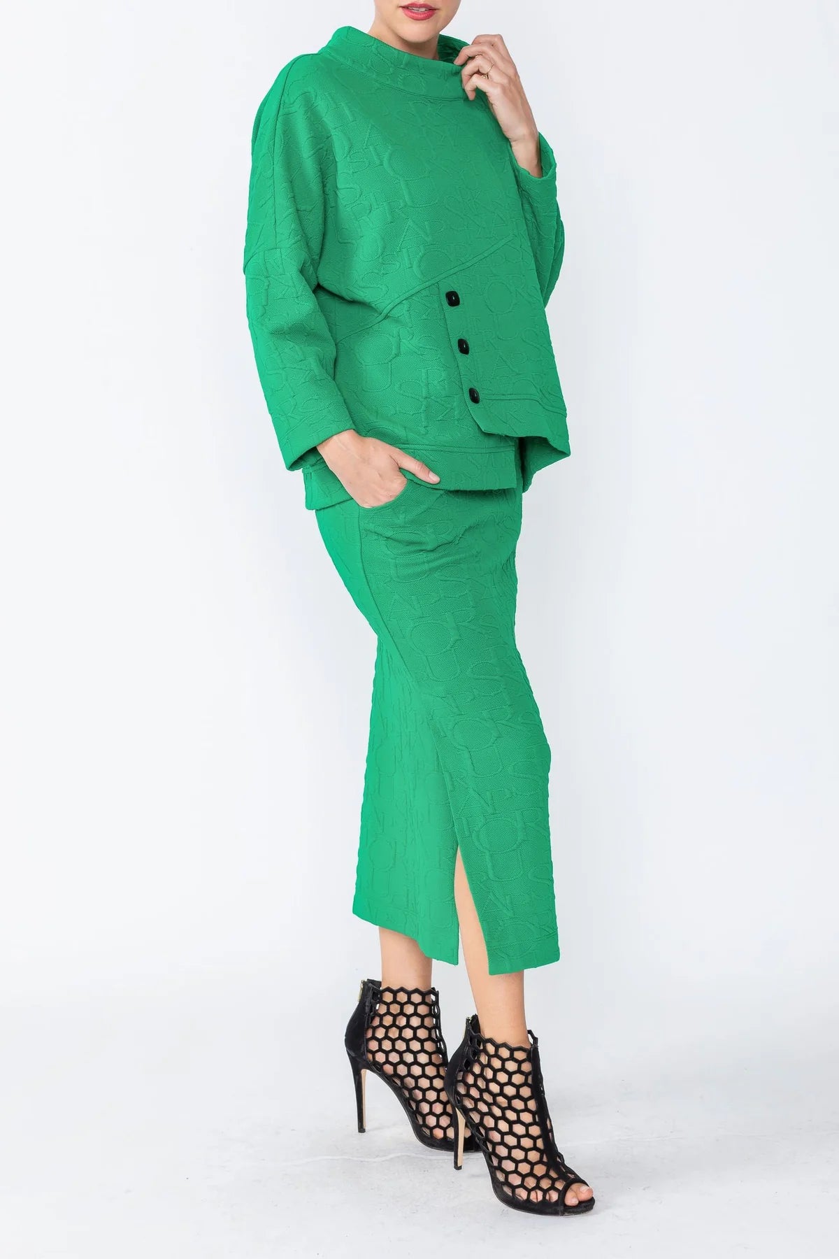 IC Collection Tunic- 4554T- GREEN AND BLACK