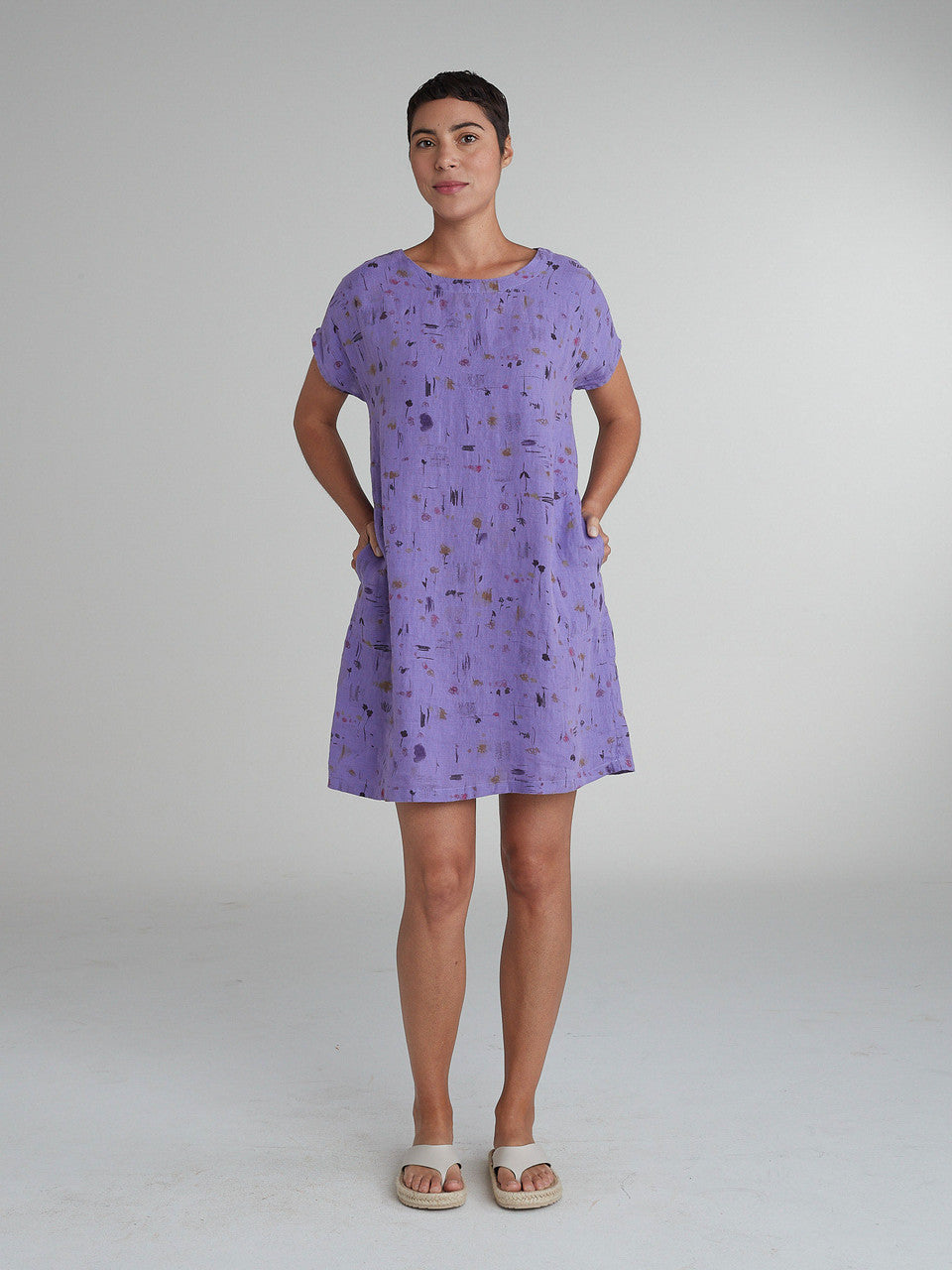CUT LOOSE - Graffiti Floral Shift Dress - 4630285