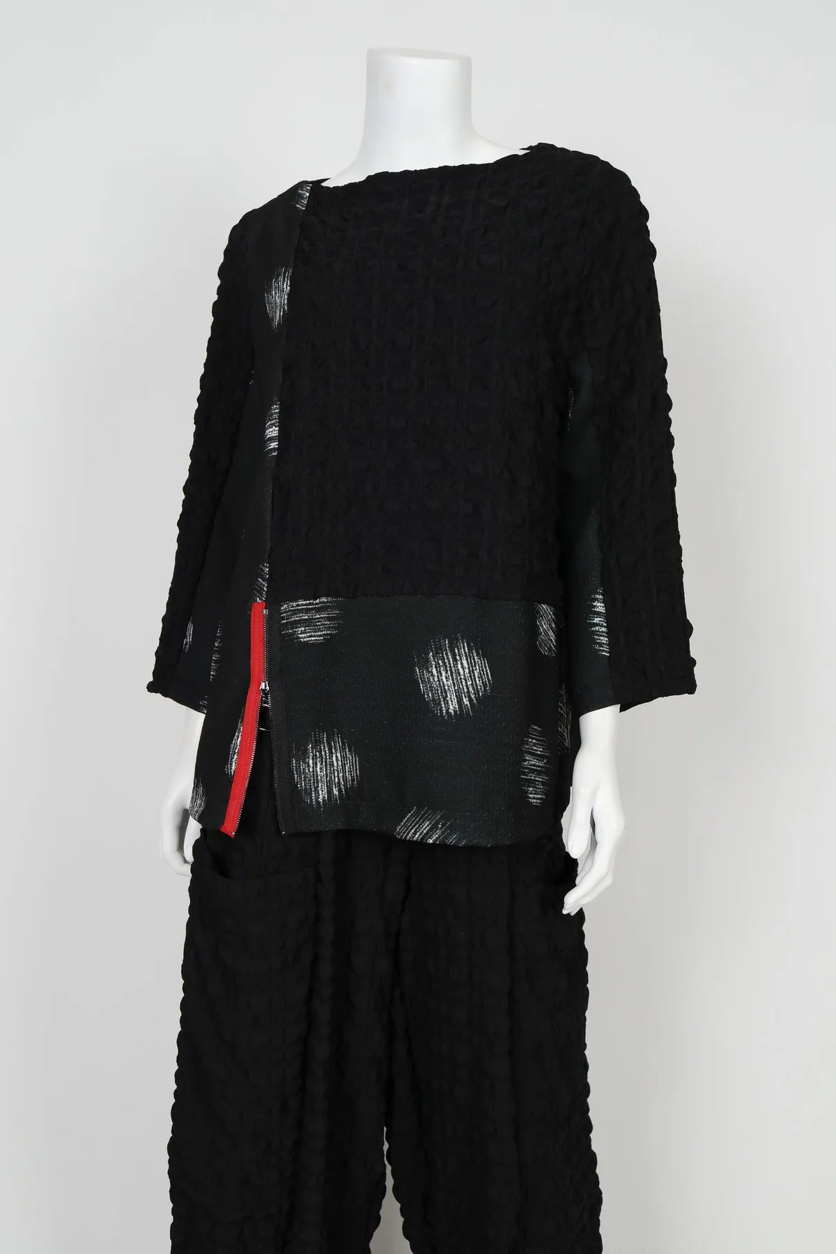 IC COLLECTION Top- 4831T- BLACK