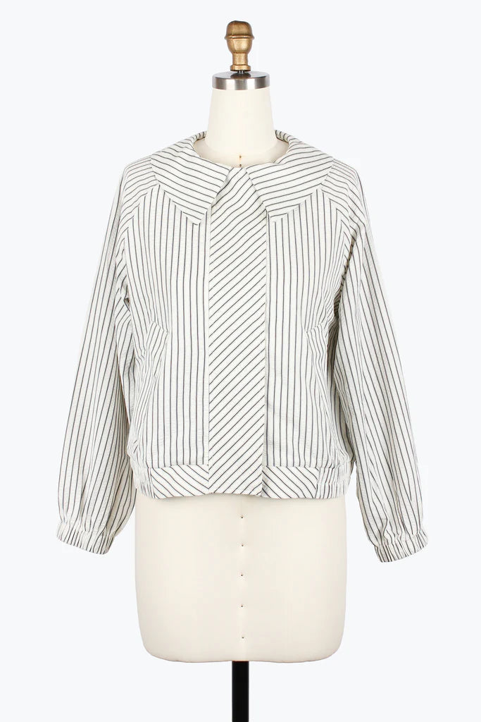 DAMEE STRIPE SEERSUCKER BOW COLLAR SEERSUCKER JACKET - 5049-WHT