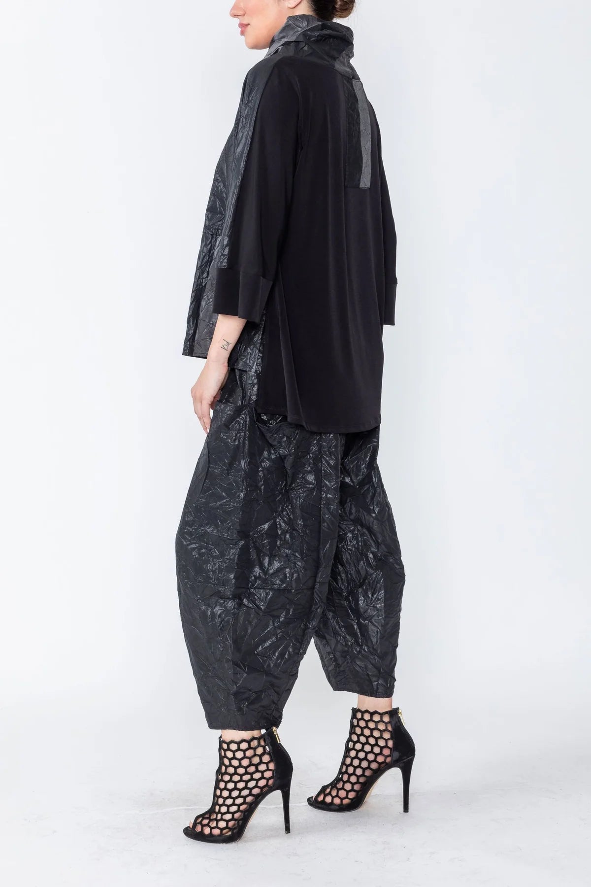 IC Collection Tunic- 5084T- BLACK