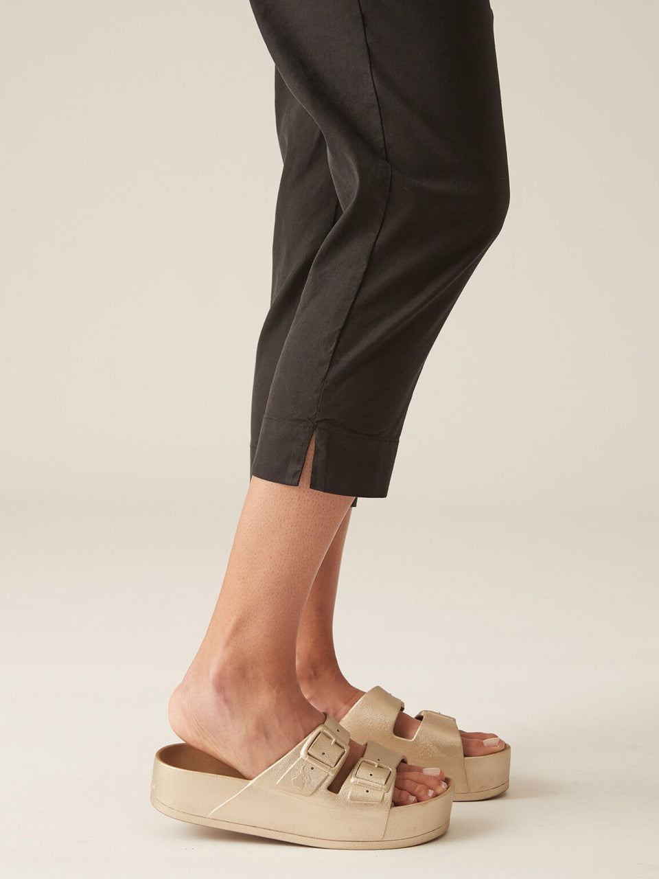 CUT LOOSE - Linen Tencel Taper Crop Pant - 5452734