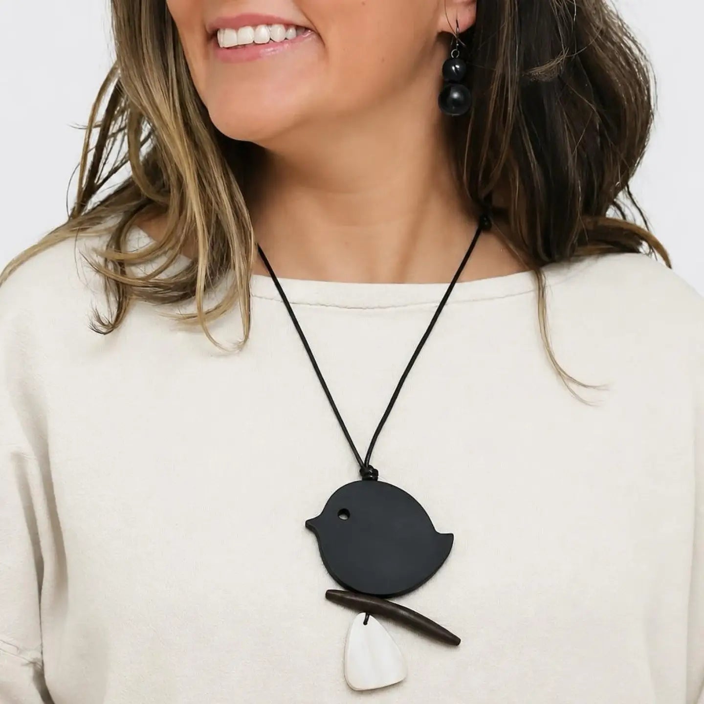 SYLCA White Robin On A Branch Necklace - DW22N05 - BLACK