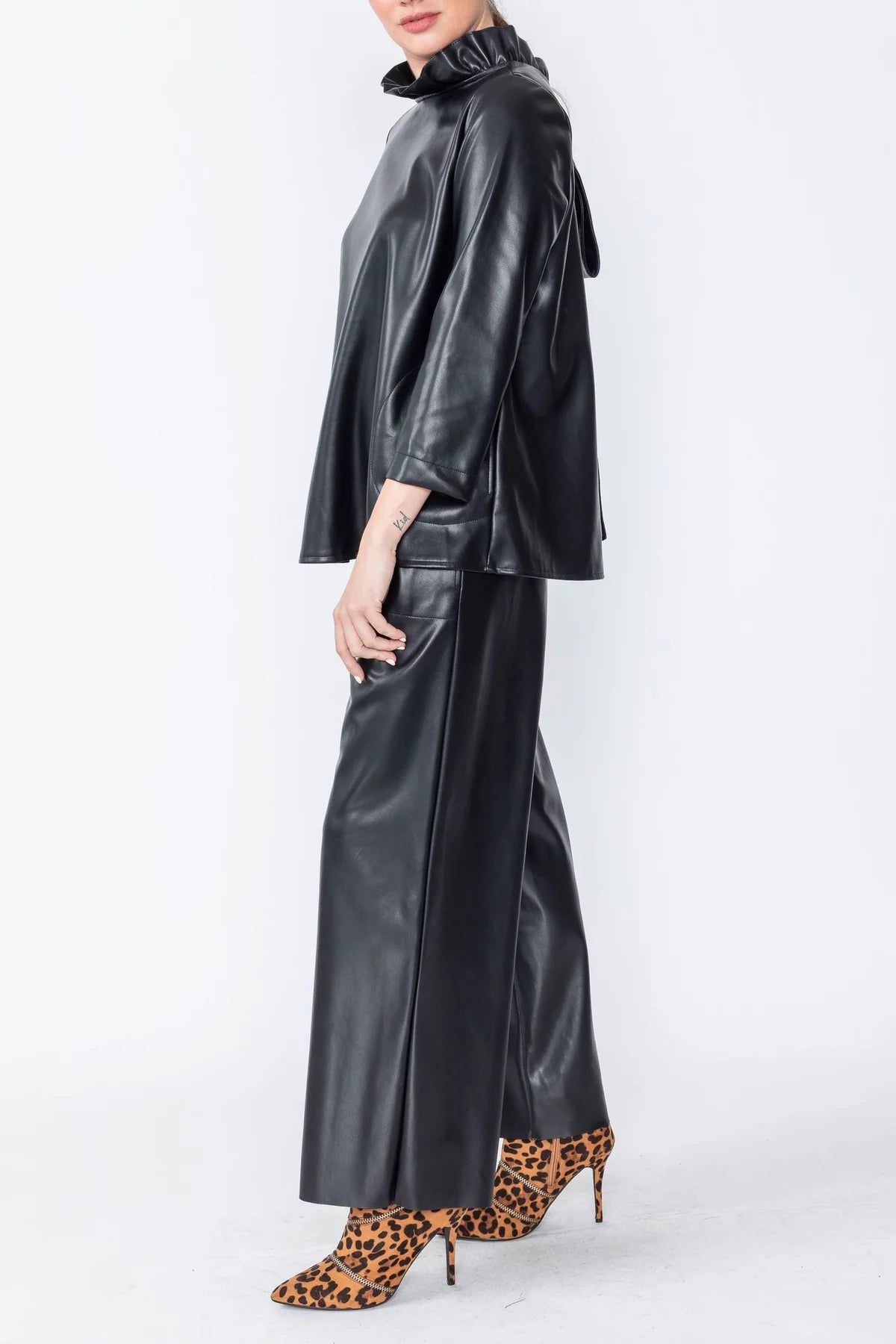 IC Collection Tunic- 5520T- BLACK