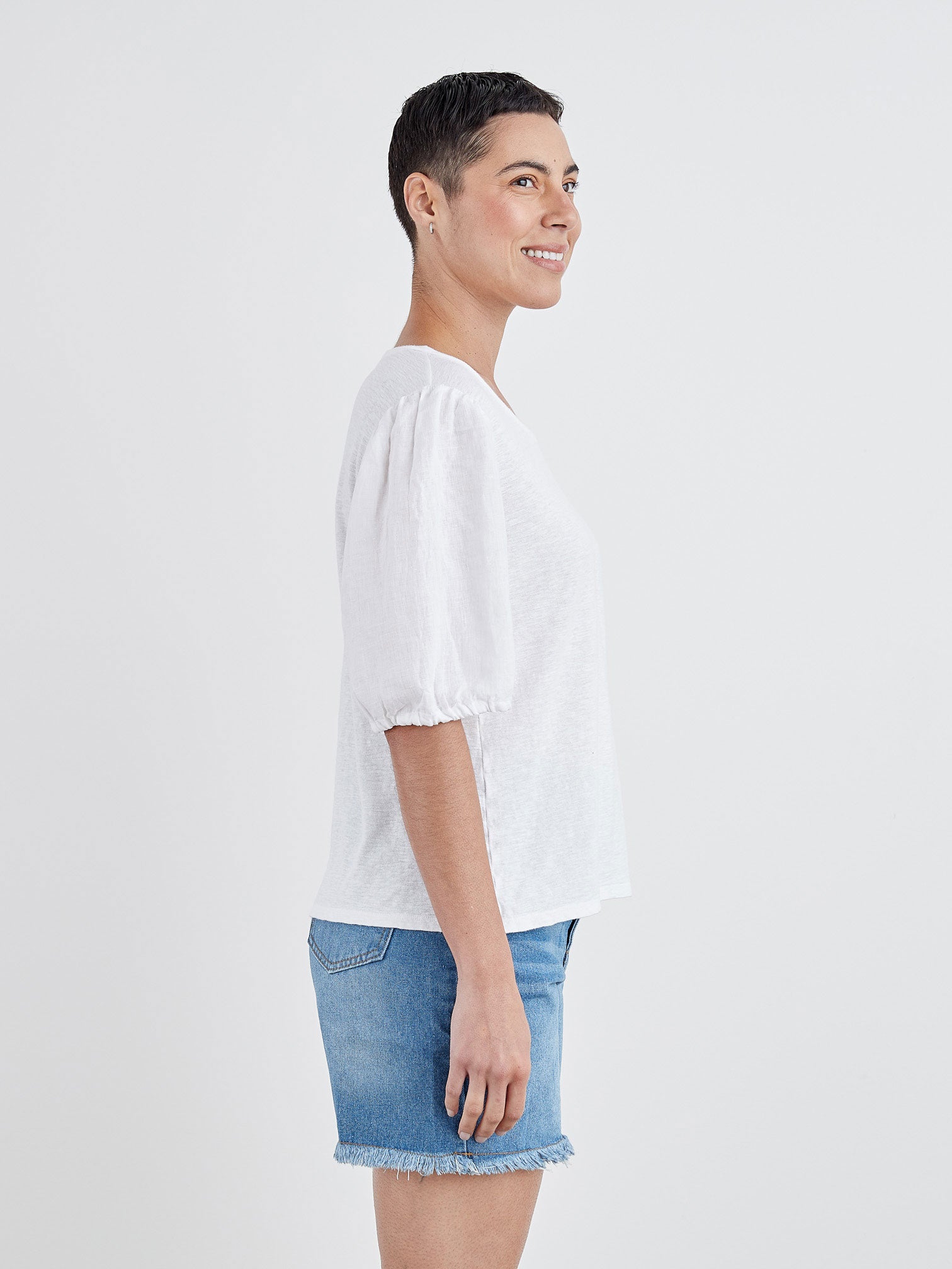 CUT LOOSE - Linen Combo S/S Puff Slv Top - 5706038﻿