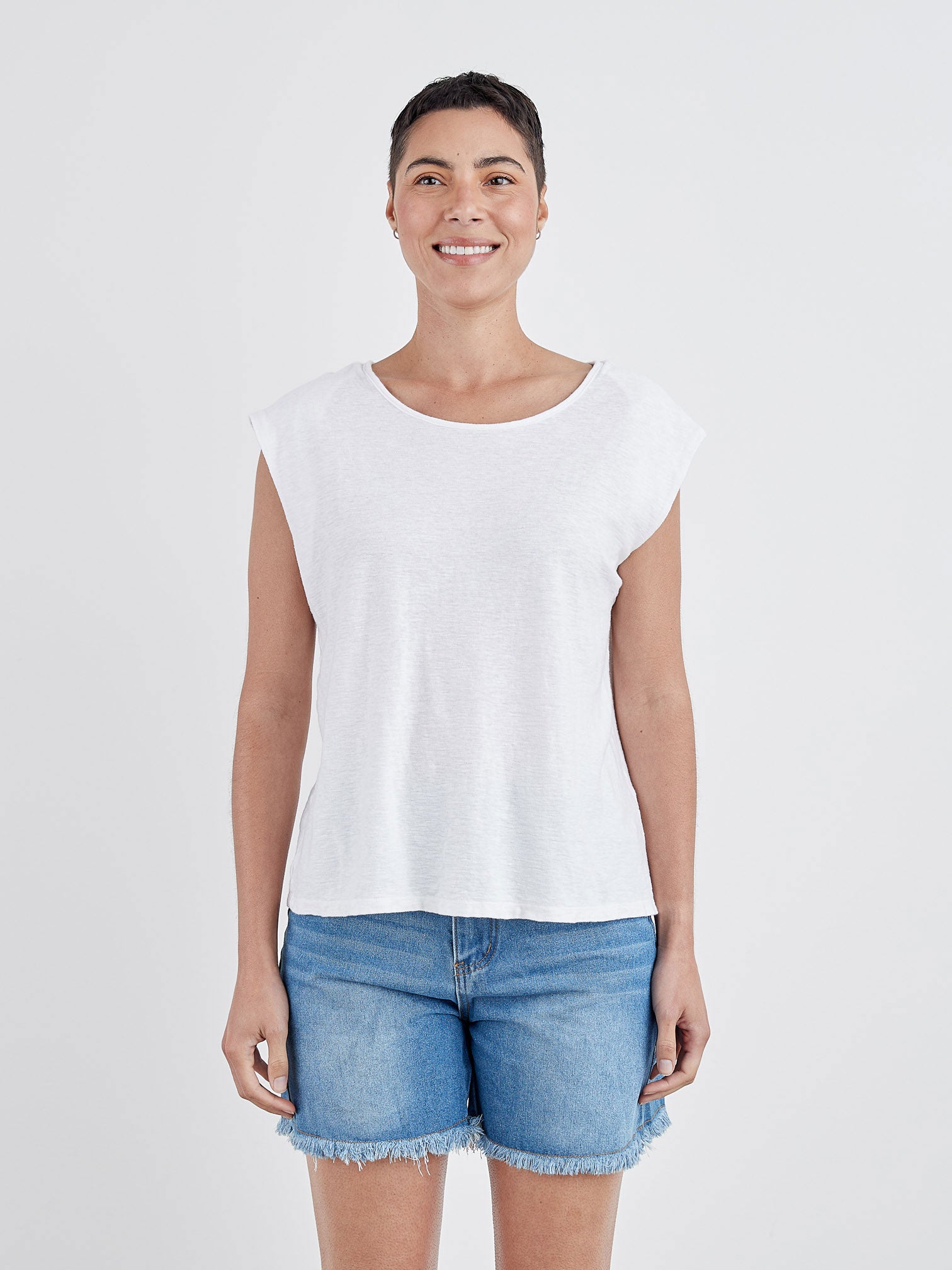 CUT LOOSE - Linen Combo Extended Shoulder Top - 5706874