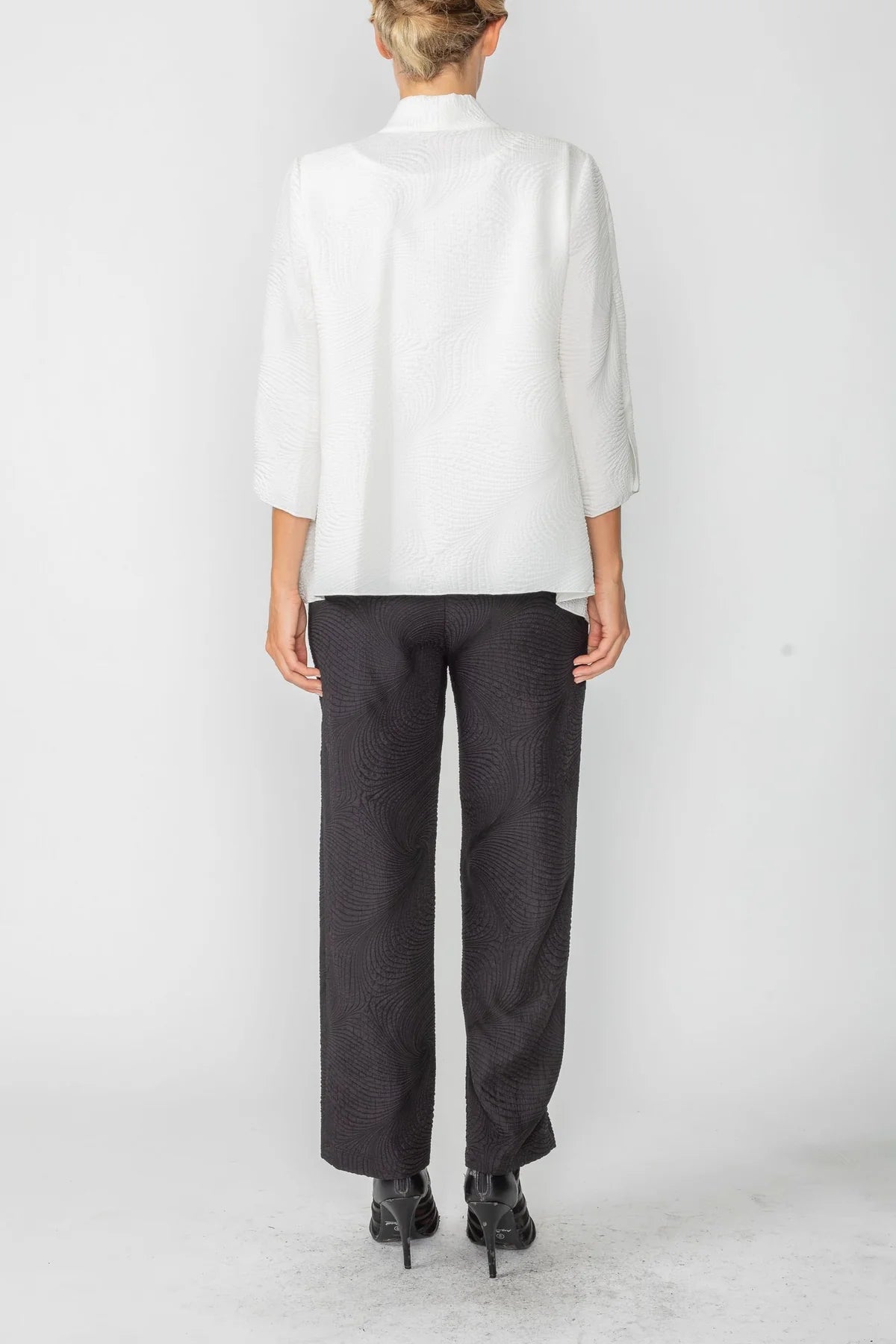 IC COLLECTION Jacket- 5741J- WHITE