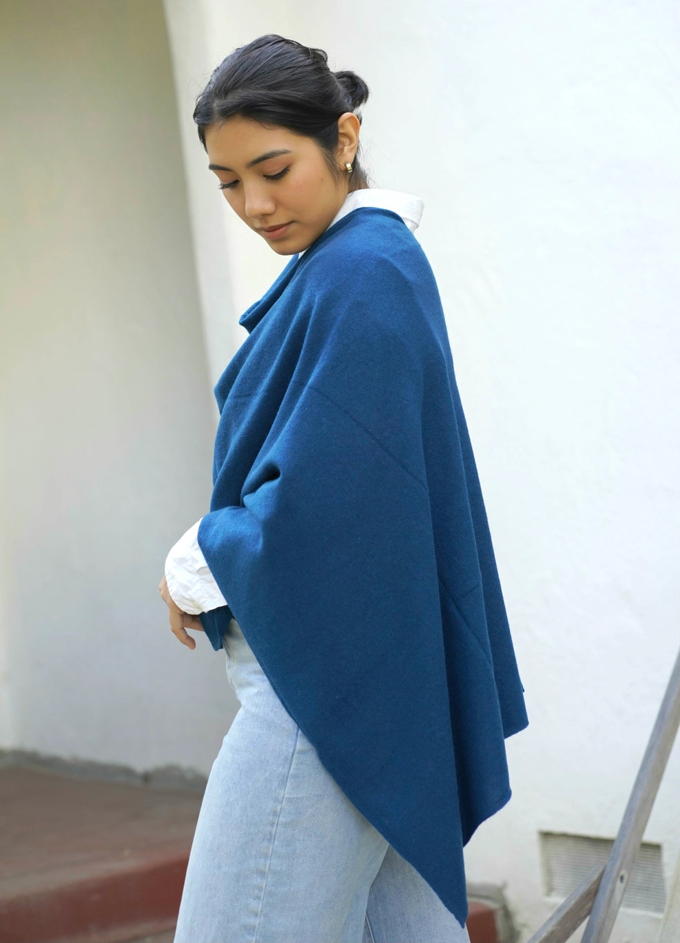 Dolma Cashmere Poncho - PEACOCK