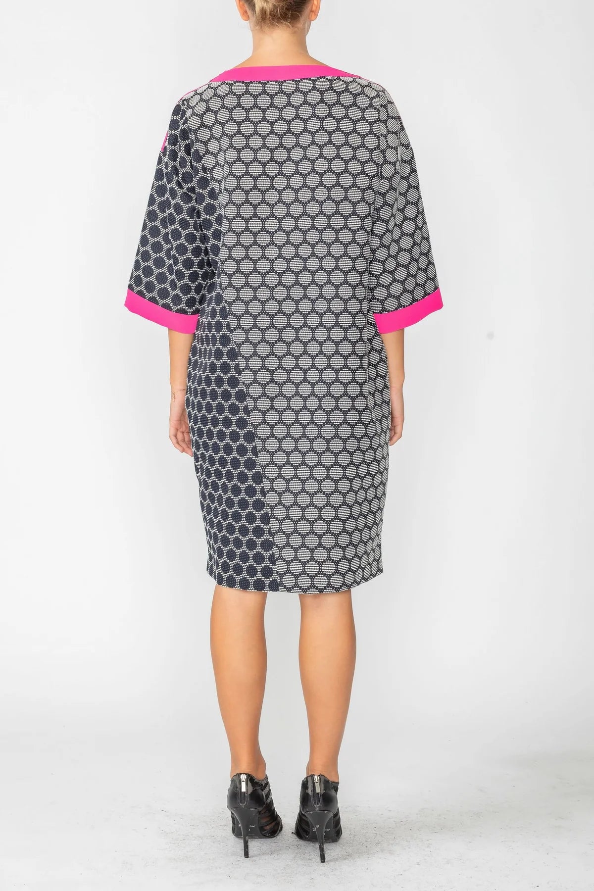 IC COLLECTION Dress- 6054D- BLACK & WHITE