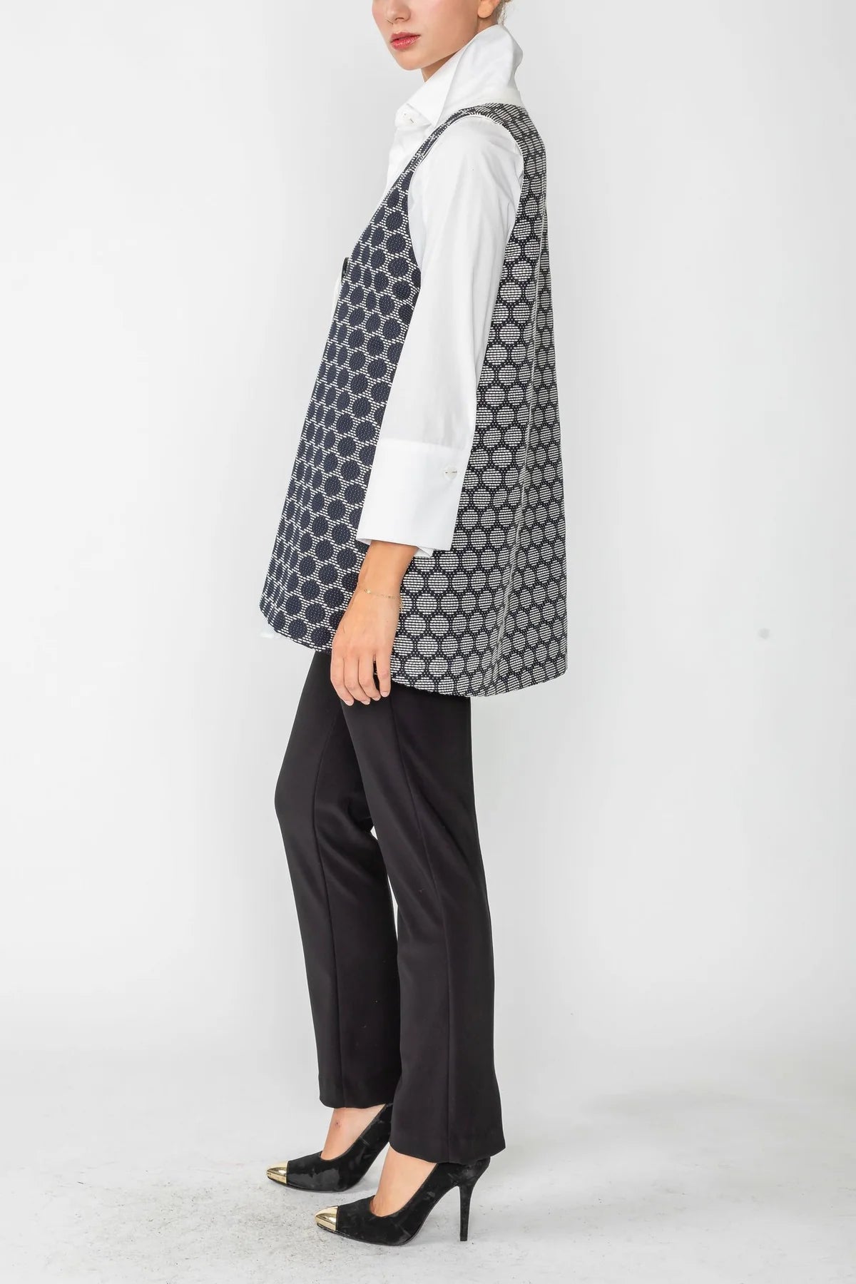 IC COLLECTION Vest- 6063V- BLACK & WHITE