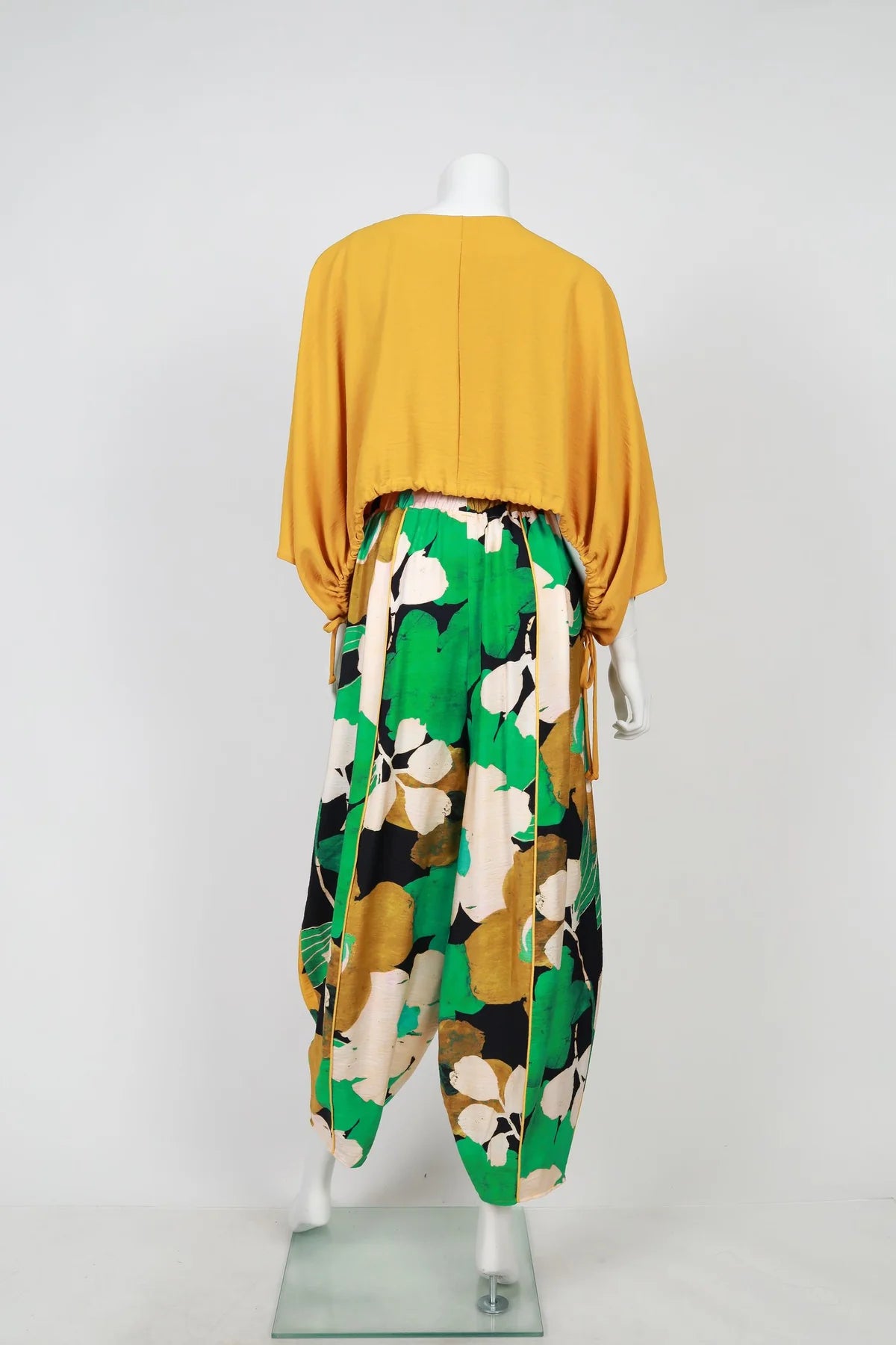 IC COLLECTION Top- 6100T- GOLD