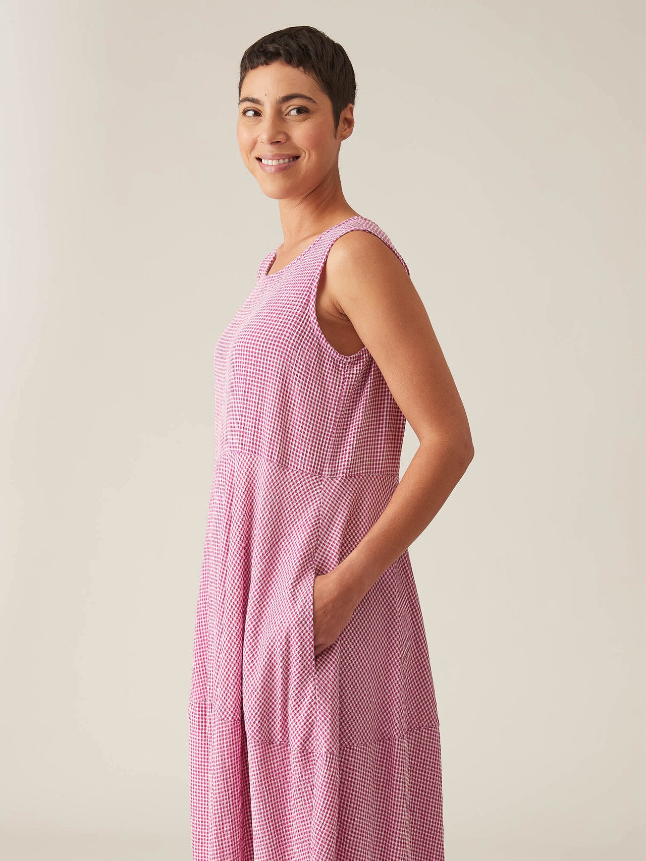CUT LOOSE - Crinkle Check Seamed Bubble Dress - 6120317