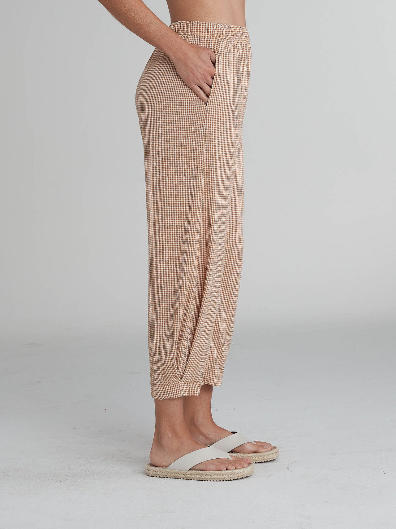 CUT LOOSE - Crinkle Check Side Pleat Pant - 6122205
