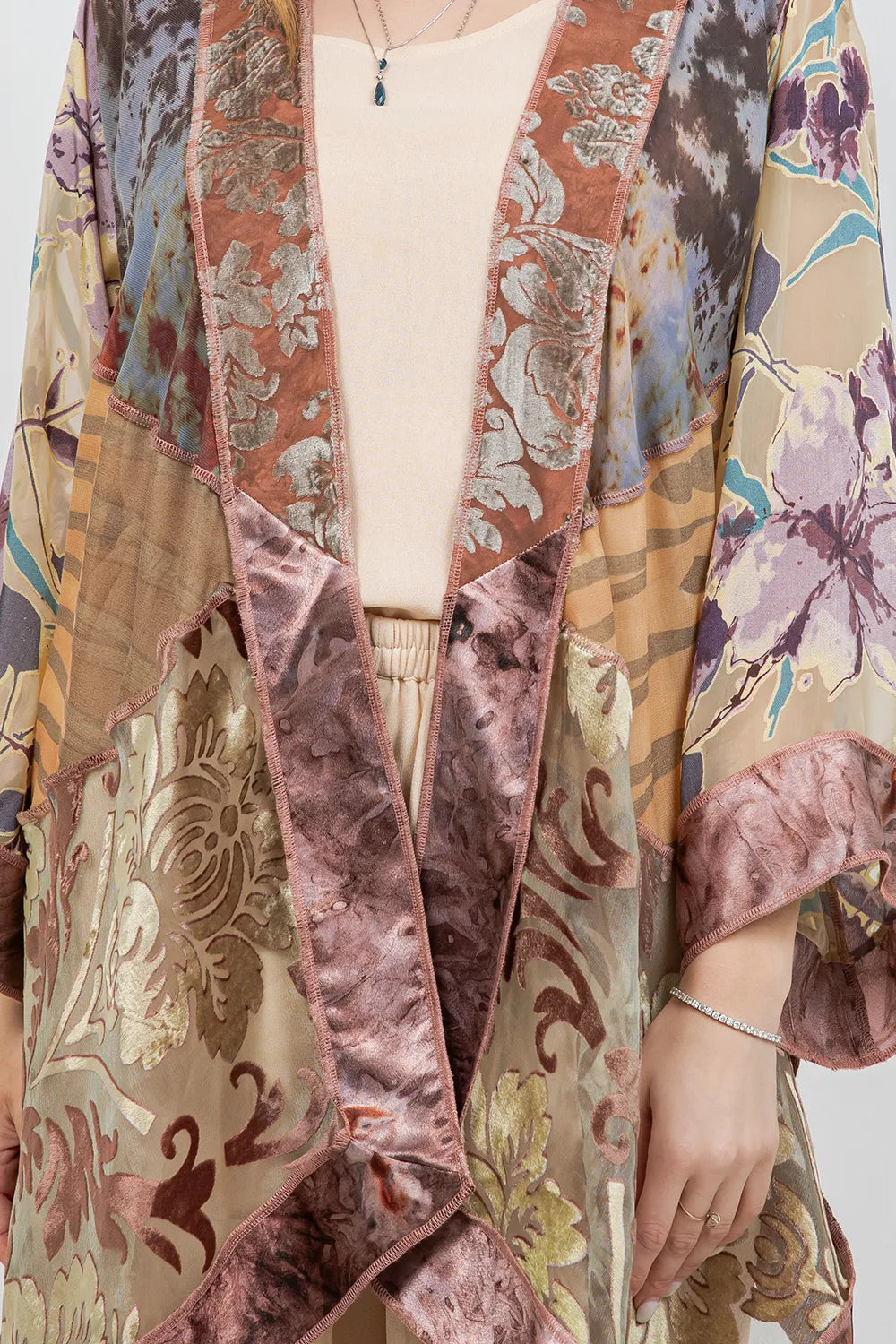 Sterling Style Short Butterfly Jacket - 6199SBJ Champagne