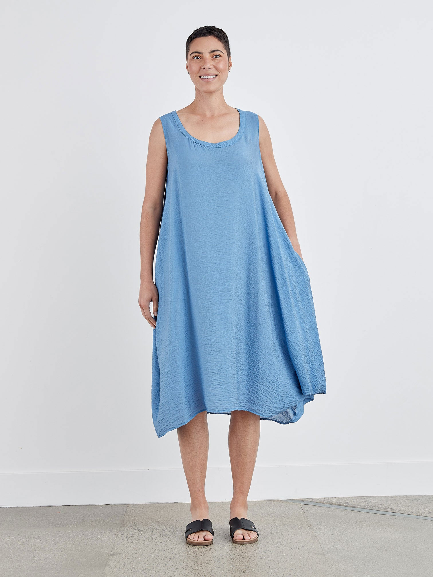 CUT LOOSE - Rayon Parachute Button Bubble Dress - 6210237