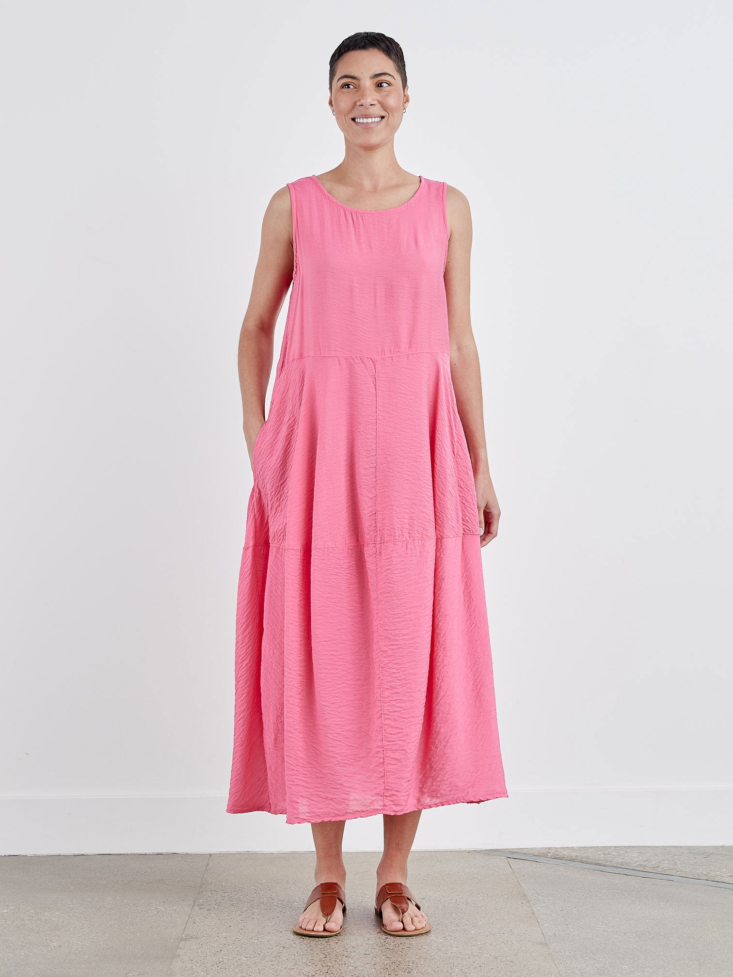CUT LOOSE - Rayon Parachute Seamed Bubble Dress - 6210317