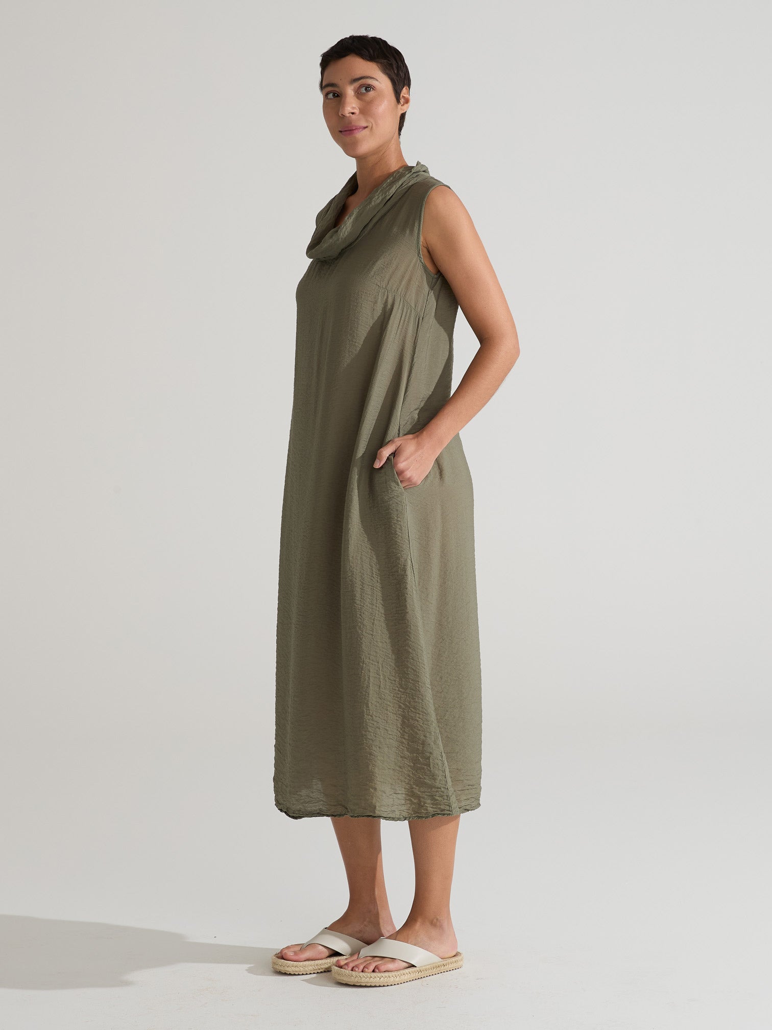 CUT LOOSE - Rayon Parachute Cowl Neck Maxi Dress - 6210329