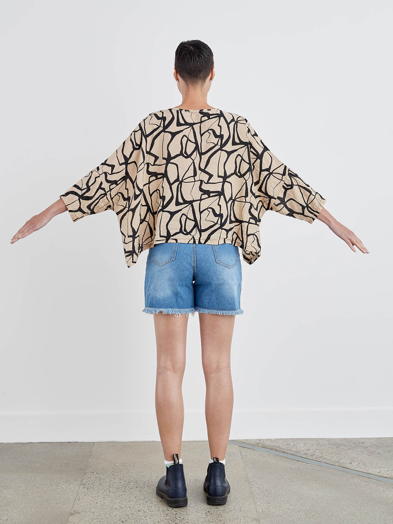 CUT LOOSE - Mod Marble Cropped Top - 6566511