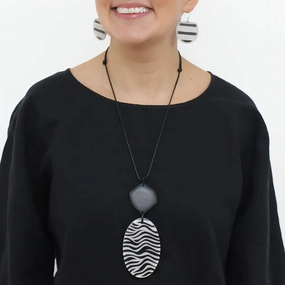 SYLCA Midnight Safari Pendant Necklace